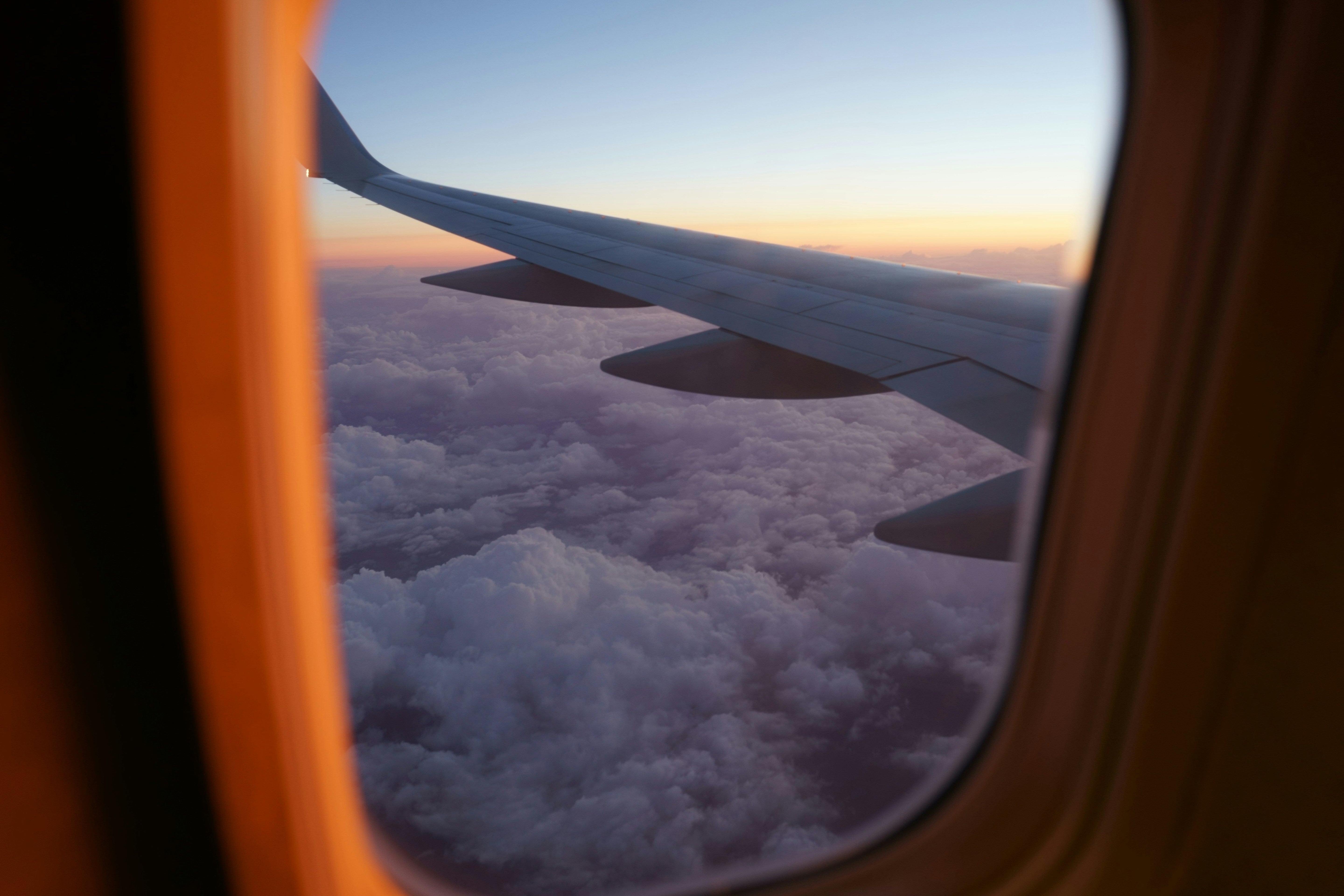 Jet lag doesn’t have to throw you off anymore. NeuroVIZR helps your body and brain adapt to a new rhythm.